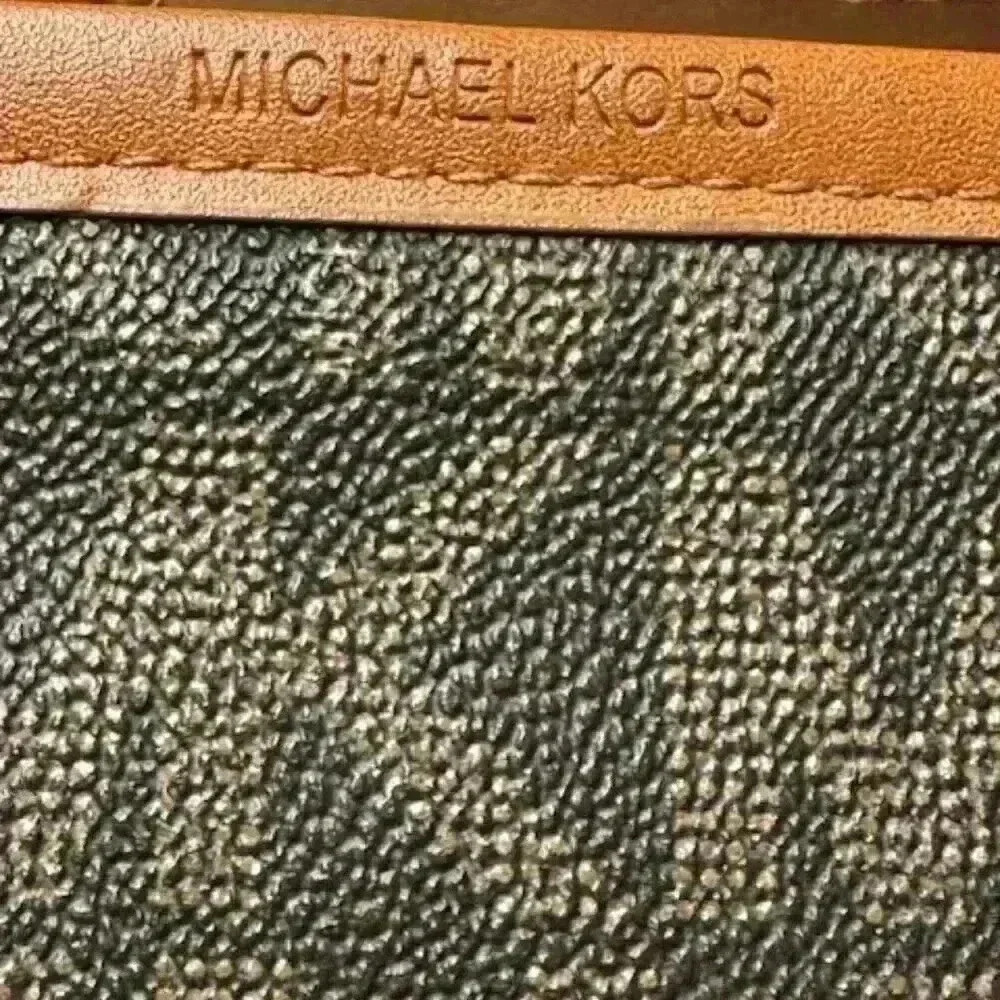 Michael Kors Belt Bag/Mini Shoulder Bag - Picture 3 of 7